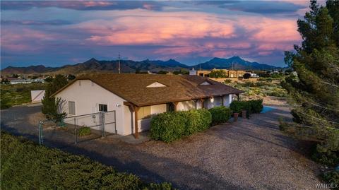 2160 Pawnee Dr, Kingman, AZ 86401