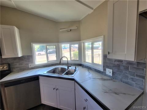 1615 E Devlin Ave, Kingman, AZ 86409 photo 7
