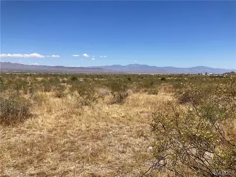 1366 Drake, Golden Valley, AZ 86413