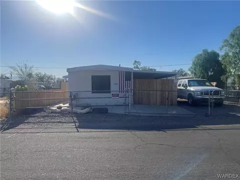 1940 Oliver Dr, Bullhead City, AZ 86442