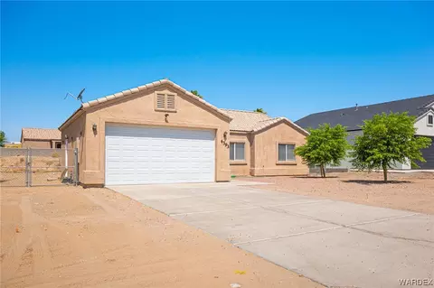 4393 S Mountain View Rd, Fort Mohave, AZ 86426