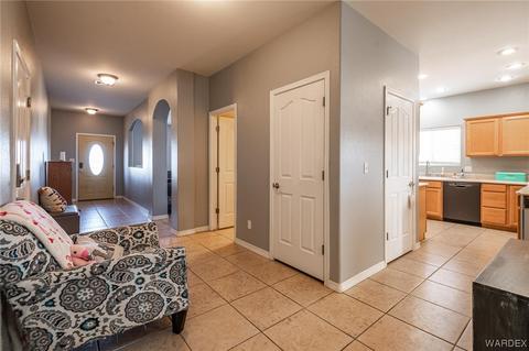 7114 E Stoneaxe Dr, Kingman, AZ 86401 photo 13