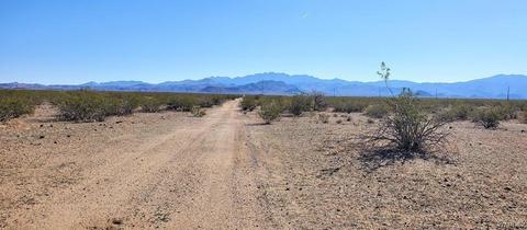 4622 W Ash Dr, Golden Valley, AZ 86413