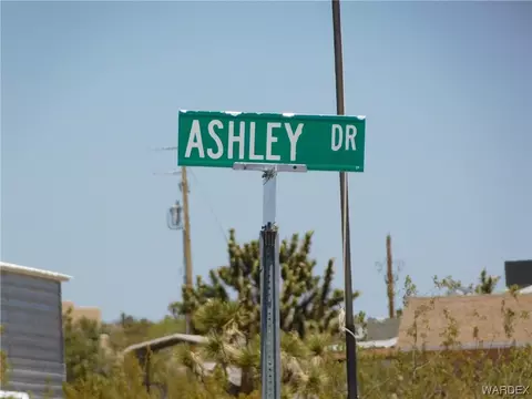 790 E Ashley Dr, Meadview, AZ 86444