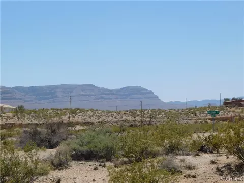 790 E Ashley Dr, Meadview, AZ 86444 photo 6