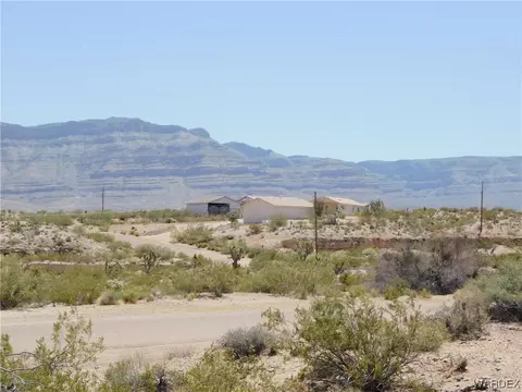 790 E Ashley Dr, Meadview, AZ 86444 photo 5