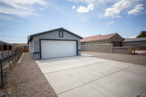 1925 Merced Dr, Bullhead City, AZ 86442