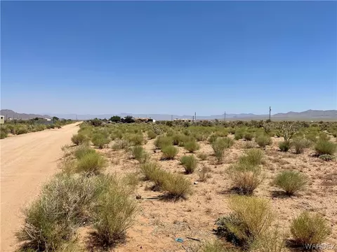 5616 N Logan Dr, Kingman, AZ 86401