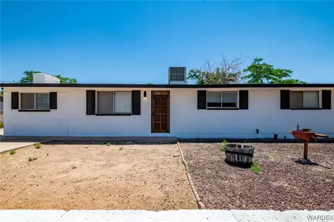 2024 Motor Ave, Kingman, AZ 86401