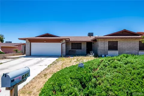 680 Ridgecrest Dr, Kingman, AZ 86409