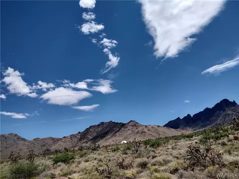 0 Olive, Dolan Springs, AZ 86441