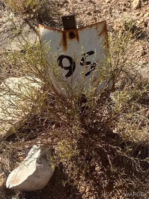 000 Running Brk, Hackberry, AZ 86411