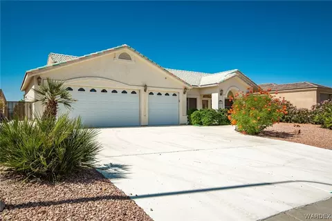 2562 Mccormick Blvd, Bullhead City, AZ 86429