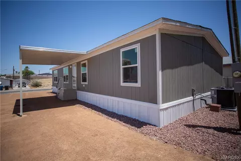 1698 Toro Rd, Bullhead City, AZ 86442