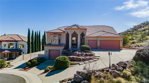 617 Country Club Ct, Kingman, AZ 86401