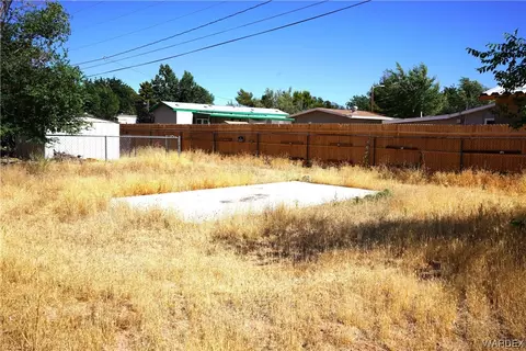 2810 E Lass Ave, Kingman, AZ 86409 photo 3
