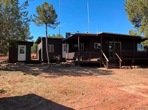 33525 W Campana Rd, Seligman, AZ 86337