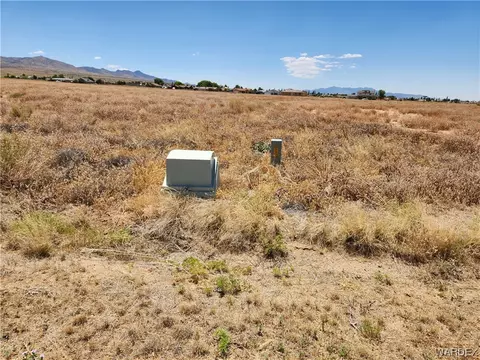 7349 E Half Moon Valley Dr, Kingman, AZ 86401