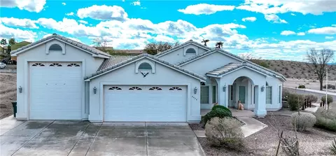 3474 Sunriver Rd, Bullhead City, AZ 86429