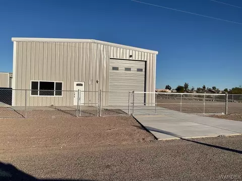 10134 S Plantation Dr, Mohave Valley, AZ 86440