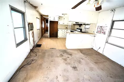 4883 E Tonapah Dr, Topock, AZ 86436 photo 9