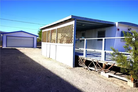 4883 E Tonapah Dr, Topock, AZ 86436