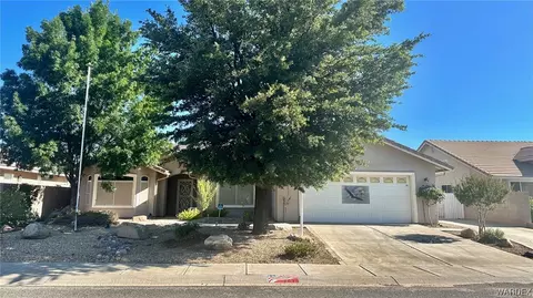 2039 Will Rogers Way, Kingman, AZ 86409