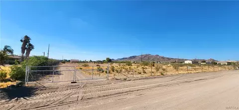 2883 W Walnut Creek Dr, Golden Valley, AZ 86413