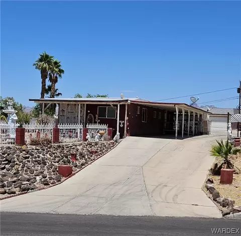 1438 Luna Ln, Bullhead City, AZ 86442