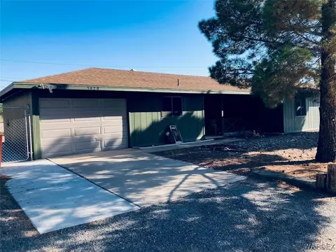 3420 W 3410 W Arroyo Seca Dr, Golden Valley, AZ 86413