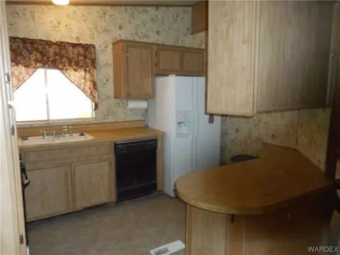 2725 E Packard Ave, Kingman, AZ 86409 photo 10