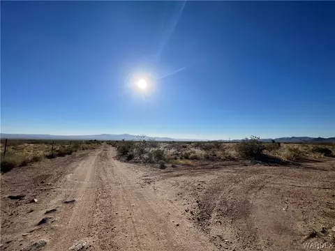 0 Iron Dr, Dolan Springs, AZ 86441