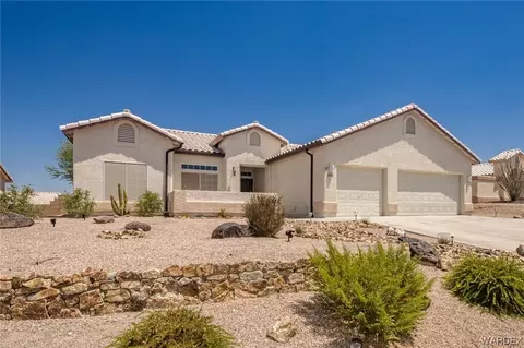 2390 Bluebird Ln, Bullhead City, AZ 86442