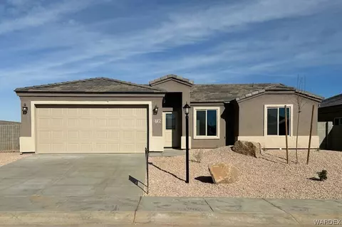 2735 E Colina Vis, Kingman, AZ 86409