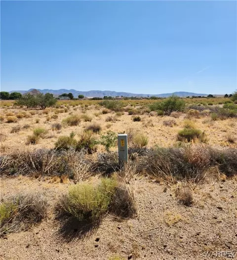 7293 E Red Butte Dr, Kingman, AZ 86401