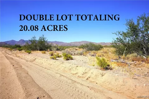 000 E Sunset Dr, Yucca, AZ 86438 photo 2