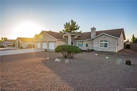 3941 Pueblo Ln, Kingman, AZ 86401