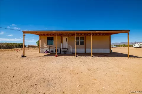 6077 W Abrigo Dr, Golden Valley, AZ 86413