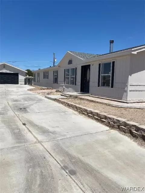 1621 Talc Rd, Bullhead City, AZ 86442