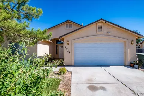 2722 Mountain Ave, Kingman, AZ 86401