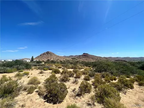 000 Spring Valley Dr, Hackberry, AZ 86411