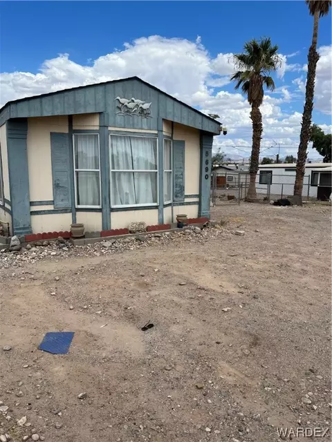 5690 Pasadena Rd, Fort Mohave, AZ 86426