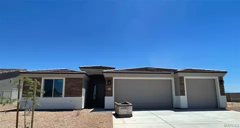 492 S Glen Canyon Rd, Golden Valley, AZ 86413