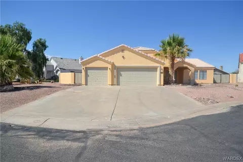 7715 S Valley Parkway Ct, Mohave Valley, AZ 86440