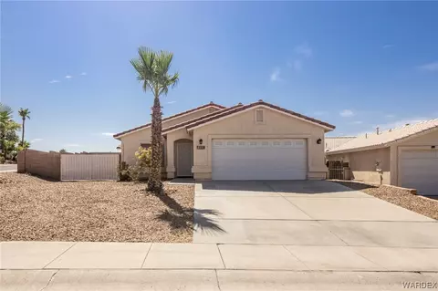 2226 Breon Dr, Bullhead City, AZ 86442