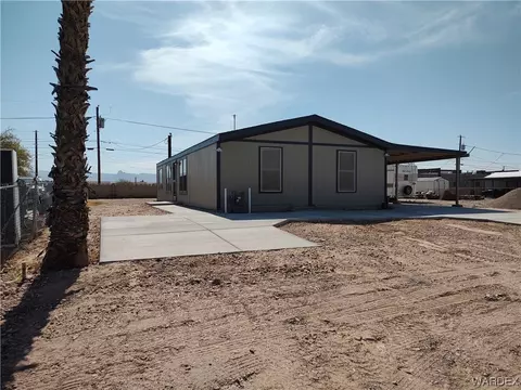 5696 S Flint St, Fort Mohave, AZ 86426