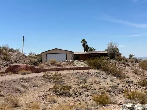 868 Puerta Ct, Bullhead City, AZ 86429