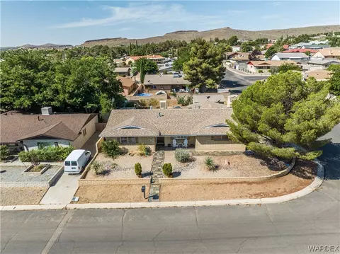 840 Crestwood Dr, Kingman, AZ 86409