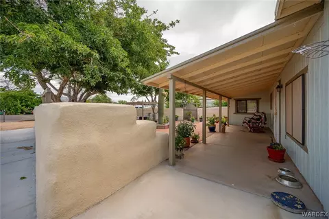 1533 E Devlin Ct, Kingman, AZ 86409 photo 9