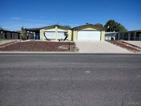 975 Glen Dr, Bullhead City, AZ 86442